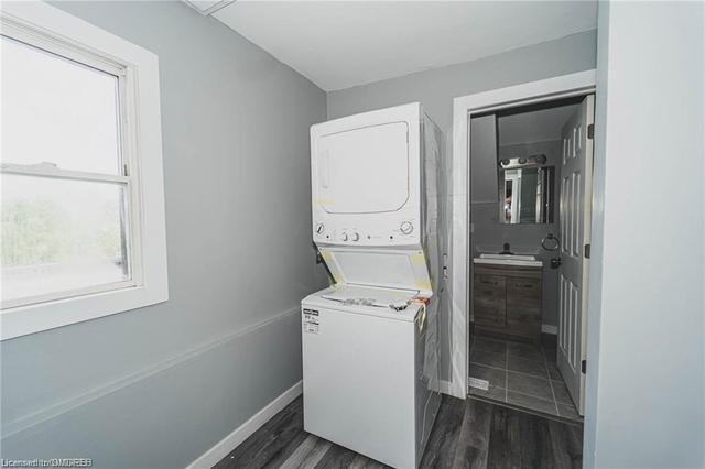 24 Whitworth St, Home with 3 bedrooms, 0 bathrooms and null parking in St. Catharines ON | Image 8