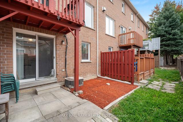 8 - 165 Fieldstone Dr, Townhouse with 3 bedrooms, 3 bathrooms and 2 parking in Vaughan ON | Image 33
