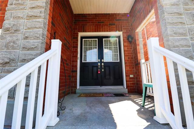 1449 Cordick St, House detached with 3 bedrooms, 3 bathrooms and 6 parking in Oshawa ON | Image 19