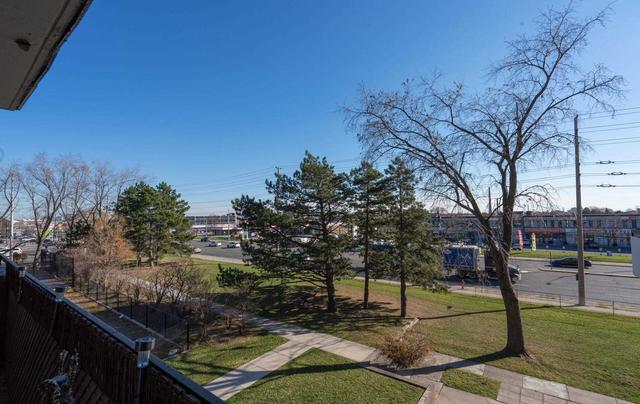 301 - 3025 Queen Frederica Dr, Condo with 3 bedrooms, 2 bathrooms and 1 parking in Mississauga ON | Image 19