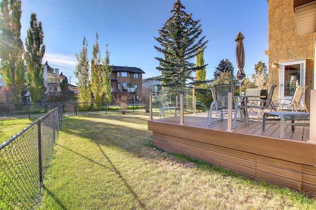 15499 Mckenzie Lake Way Se, House detached with 5 bedrooms, 2 bathrooms and 4 parking in Calgary AB | Image 37
