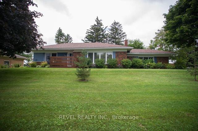 111 Tutela Heights Rd, House detached with 3 bedrooms, 2 bathrooms and 7 parking in Brantford ON | Image 1