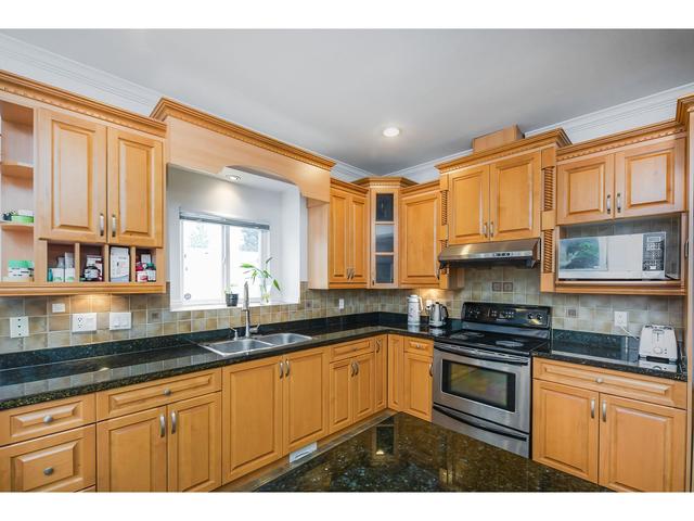 10229 122 St, House detached with 11 bedrooms, 7 bathrooms and 10 parking in Surrey BC | Image 9