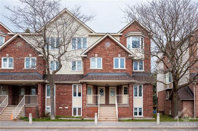 171 Briston Private, House attached with 2 bedrooms, 2 bathrooms and 1 parking in Ottawa ON | Image 1