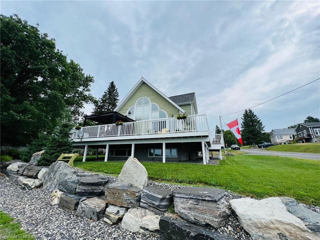 111 Wilson Lake Crescent, House detached with 3 bedrooms, 3 bathrooms and null parking in Parry Sound, Unorganized, Centre Part ON | Image 37