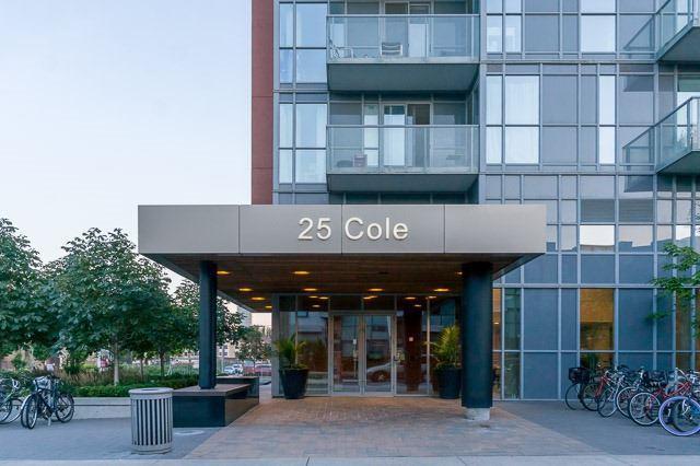 318 - 25 Cole St, Condo with 1 bedrooms, 1 bathrooms and 1 parking in Toronto ON | Image 2