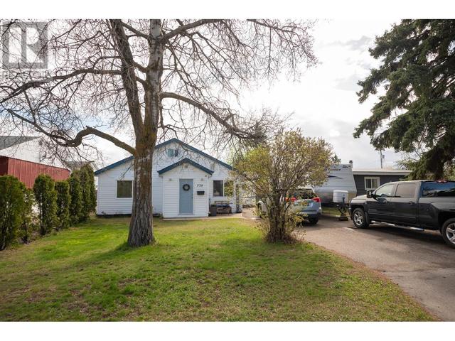 770 Irwin St, House detached with 2 bedrooms, 1 bathrooms and null parking in Prince George BC | Image 2