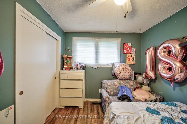 25 Cumming St, House detached with 3 bedrooms, 2 bathrooms and 3 parking in St. Catharines ON | Image 10