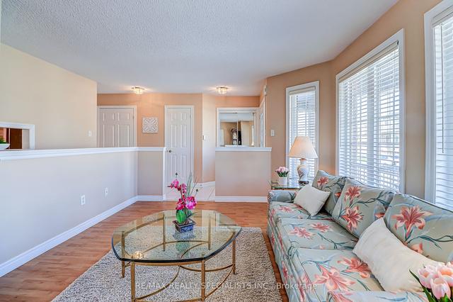 27 Amberhill Tr, Condo with 2 bedrooms, 2 bathrooms and 2 parking in Brampton ON | Image 34
