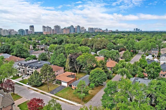 68 Longmore St, House detached with 3 bedrooms, 3 bathrooms and 4 parking in Toronto ON | Image 21