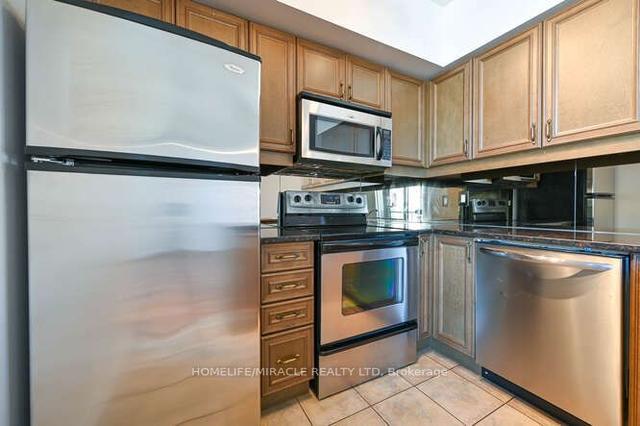 1609 - 9225 Jane St, Condo with 2 bedrooms, 2 bathrooms and 1 parking in Vaughan ON | Image 13