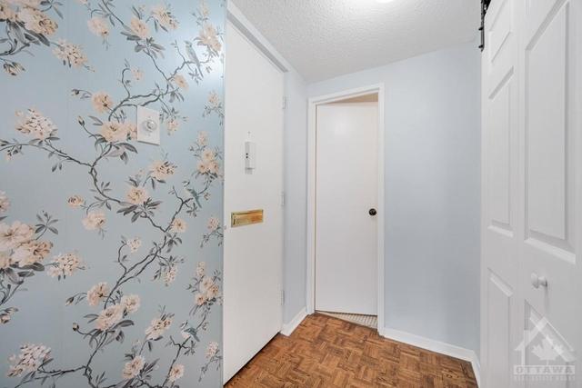 4 - 525 St Laurent Blvd, Townhouse with 3 bedrooms, 2 bathrooms and 1 parking in Ottawa ON | Image 21