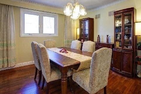 27 Pleasant Ave, House detached with 3 bedrooms, 2 bathrooms and 4 parking in Toronto ON | Image 13