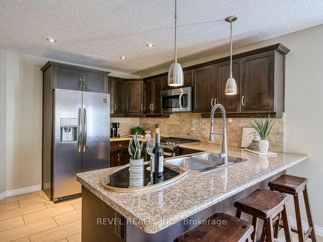 664 Normandy Dr, House detached with 3 bedrooms, 4 bathrooms and 4 parking in Woodstock ON | Image 11