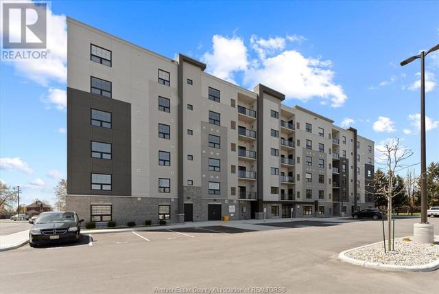 403 - 190 Main Street East, Condo with 2 bedrooms, 2 bathrooms and null parking in Kingsville ON | Image 2