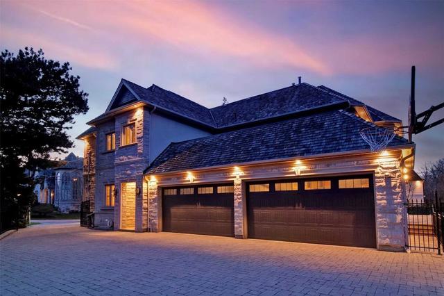 25 Dempsey Cres, House detached with 5 bedrooms, 9 bathrooms and 12 parking in Toronto ON | Image 23