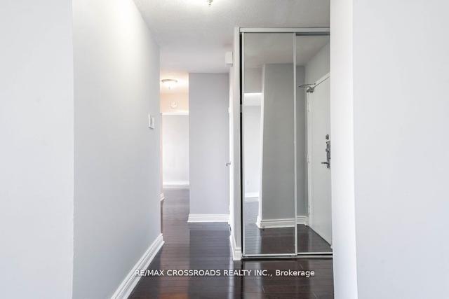 501 - 60 Pavane Linkway, Condo with 3 bedrooms, 2 bathrooms and 1 parking in Toronto ON | Image 16