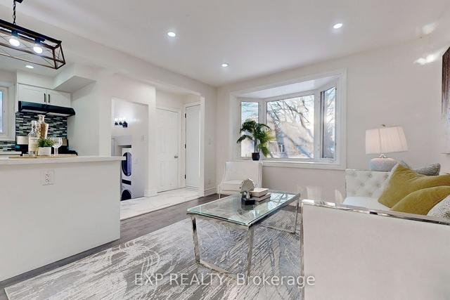 15 Vanbrugh Ave, House detached with 2 bedrooms, 2 bathrooms and 1 parking in Toronto ON | Image 39