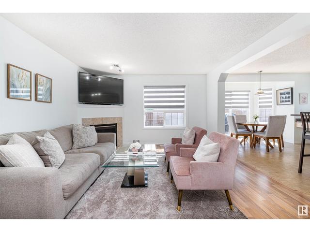 8053 Shaske Dr Nw Nw, House detached with 4 bedrooms, 2 bathrooms and null parking in Edmonton AB | Image 3