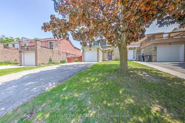 687 Seneca Hill Dr, House detached with 4 bedrooms, 5 bathrooms and 3 parking in Toronto ON | Image 23