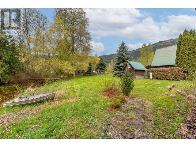 2370 Trans Canada Highway, House detached with 2 bedrooms, 1 bathrooms and 20 parking in Columbia Shuswap E BC | Image 64