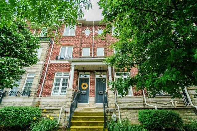 th 50 - 111 The Queensway Ave, Townhouse with 3 bedrooms, 3 bathrooms and 1 parking in Toronto ON | Image 1