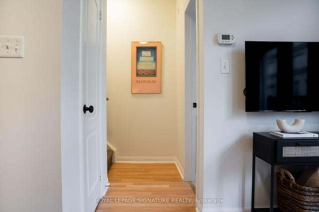 TH17 - 68 Carr St, Townhouse with 2 bedrooms, 2 bathrooms and 1 parking in Toronto ON | Image 4