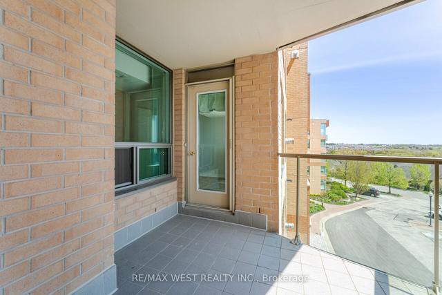 412 - 4 Briar Hill Hts, Condo with 1 bedrooms, 1 bathrooms and 1 parking in New Tecumseth ON | Image 15