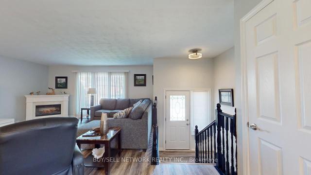 189 Mcclennan St S, House detached with 2 bedrooms, 2 bathrooms and 2 parking in Peterborough ON | Image 23