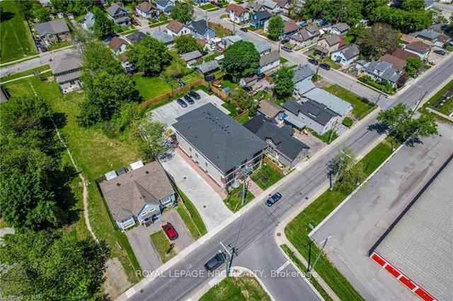63 Vine St, House detached with 9 bedrooms, 9 bathrooms and 14 parking in St. Catharines ON | Image 29