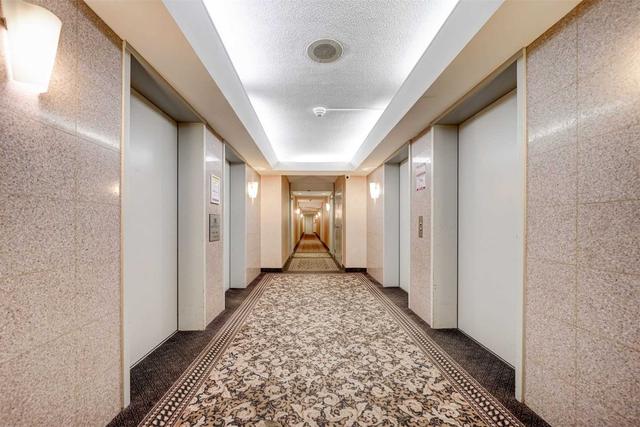 1109 - 335 Webb Dr, Condo with 2 bedrooms, 2 bathrooms and 1 parking in Mississauga ON | Image 30