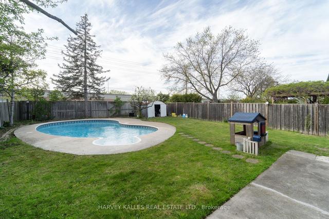 881 Chippenham Dr, House detached with 4 bedrooms, 4 bathrooms and 6 parking in Mississauga ON | Image 25