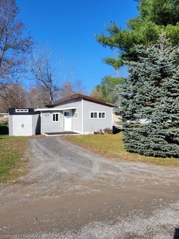 17 Taylor Street, House detached with 1 bedrooms, 1 bathrooms and 2 parking in Rideau Lakes ON | Image 16