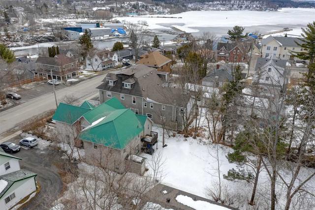 12 Gibson St, House detached with 5 bedrooms, 4 bathrooms and 6 parking in Parry Sound ON | Image 27
