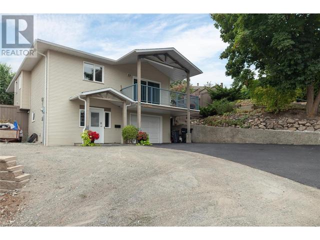 4400 Bellevue Drive, House detached with 3 bedrooms, 3 bathrooms and 5 parking in Vernon BC | Image 2