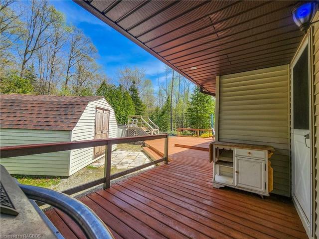27 Hemlock Rd, House detached with 3 bedrooms, 2 bathrooms and 6 parking in South Bruce Peninsula ON | Image 9