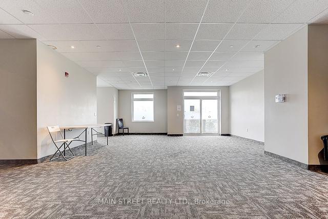 105 - 39 New Delhi Dr, Condo with 3 bedrooms, 2 bathrooms and 2 parking in Markham ON | Image 15