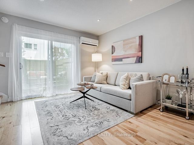 257 Ontario St, House attached with 3 bedrooms, 2 bathrooms and 2 parking in Toronto ON | Image 25