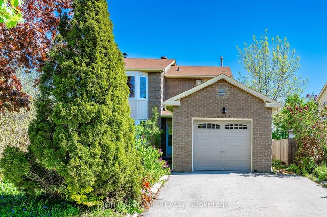2469 Cavendish Dr, House detached with 3 bedrooms, 3 bathrooms and 3 parking in Burlington ON | Image 8