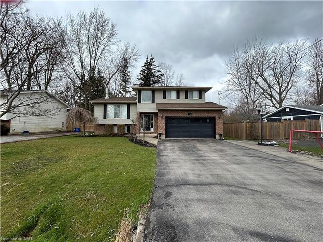 129 Burleigh Road N, House detached with 4 bedrooms, 2 bathrooms and 5 parking in Fort Erie ON | Image 12