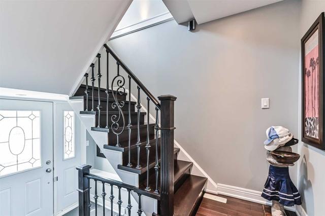 253 Cedar Ave, House semidetached with 3 bedrooms, 4 bathrooms and 6 parking in Richmond Hill ON | Image 6
