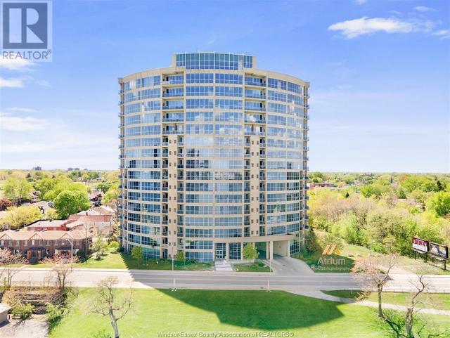 805 - 1225 Riverside, Condo with 2 bedrooms, 2 bathrooms and null parking in Windsor ON | Image 1