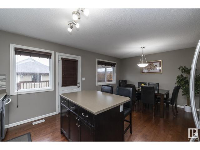 1880 32 St Nw, House detached with 3 bedrooms, 2 bathrooms and null parking in Edmonton AB | Image 20