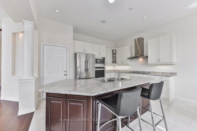 3168 Velebit Park Blvd, House detached with 4 bedrooms, 4 bathrooms and 4 parking in Burlington ON | Image 37
