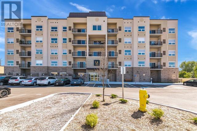 201 - 1740 Sprucewood Ave, Condo with 2 bedrooms, 2 bathrooms and null parking in LaSalle ON | Image 2
