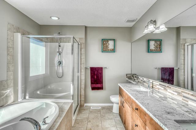 397 River Heights Drive, House detached with 4 bedrooms, 3 bathrooms and 4 parking in Calgary AB | Image 18