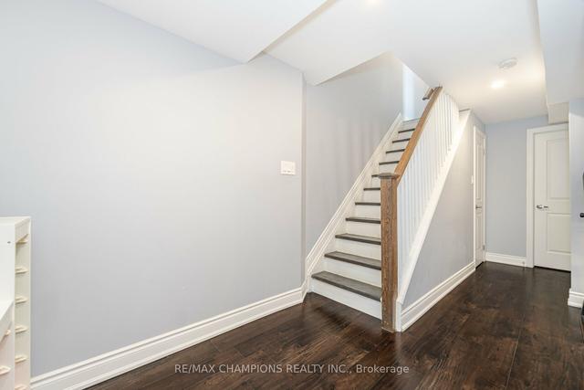 89 Quail Feather Cres, House attached with 3 bedrooms, 3 bathrooms and 2 parking in Brampton ON | Image 17