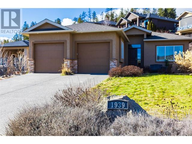 1939 Cornerstone Drive, House detached with 4 bedrooms, 3 bathrooms and 4 parking in West Kelowna BC | Image 1