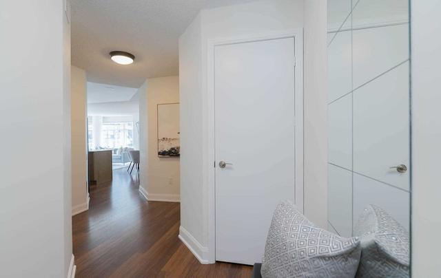 1002 - 2191 Yonge St, Condo with 2 bedrooms, 2 bathrooms and 1 parking in Toronto ON | Image 38