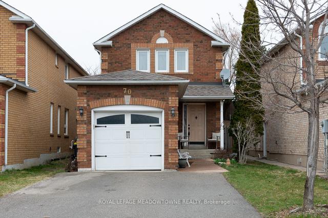 70 Ravenscliff Crt, House detached with 3 bedrooms, 2 bathrooms and 5 parking in Brampton ON | Image 12